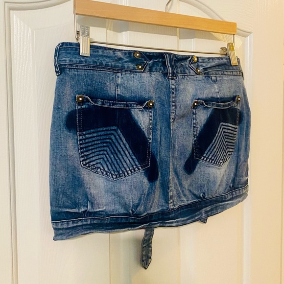 EUC Armani Exchange Denim Mini Skirt w/ Attached Belt - Picture 8 of 16